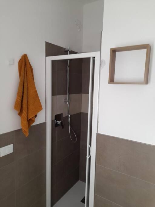 Casa Vacanza "Aurora" Costa Volpino Kültér fotó